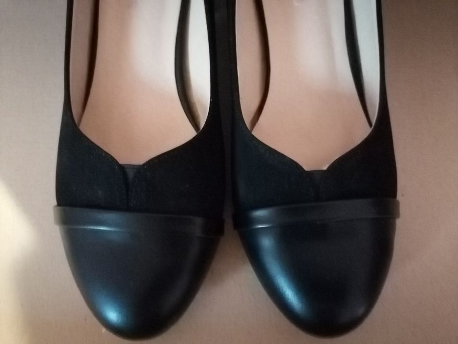 Официални дамски обувки черни велур с изкуствена кожа - номер 38