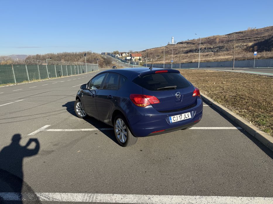 Vand opel astra 2012