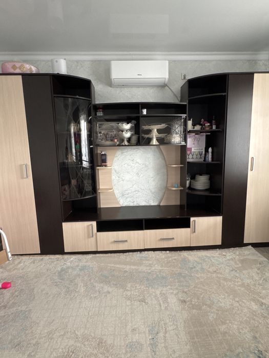 стенка сатылады 2 әйнегі жоқ былай жағдайы жақсы