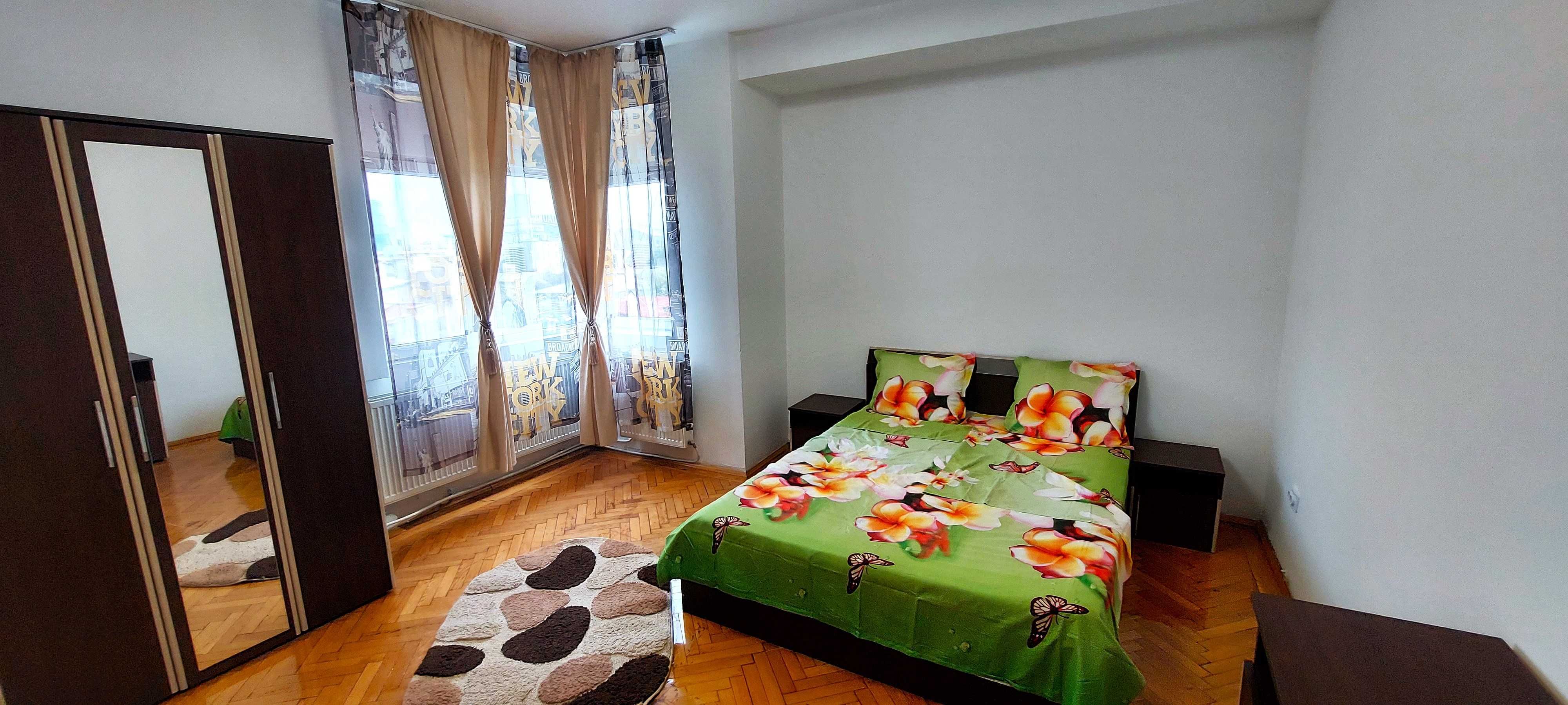 PROPRIETAR  - De inchiriat ap 3 cal Universitate - Rosetti - Batistei