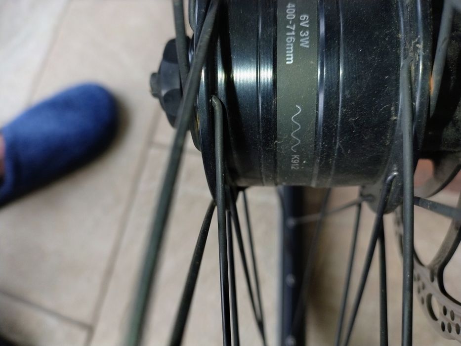Roata fata cu dinam in butuc city bike 28"