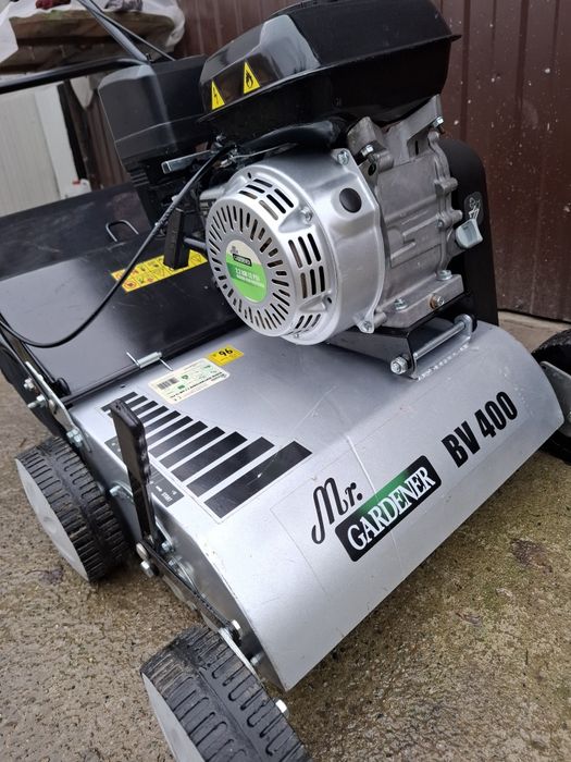 Scarificator gazon Mr. Garden BV 400