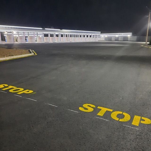 Asfalt xizmati latok bardiyor xa ustonopka qilamiz