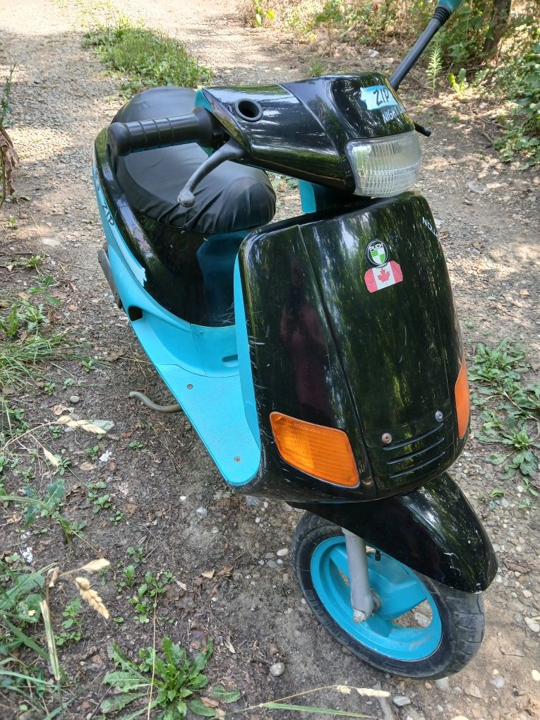 Piagio zip cu acte in regula si numere plus asigurare 1un an
