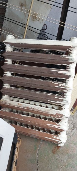 Продам батарею чугунную