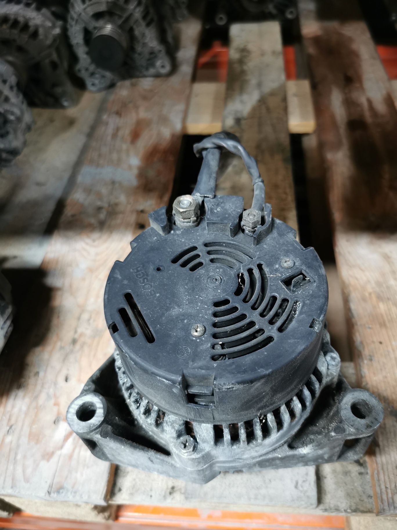 Alternator 90A 2.2 cdi euro 3 Mercedes vito Viano 2000