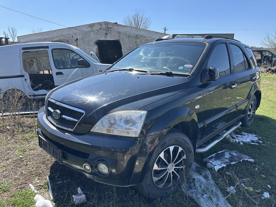 Dezmembrez Kia Sorento 2004
