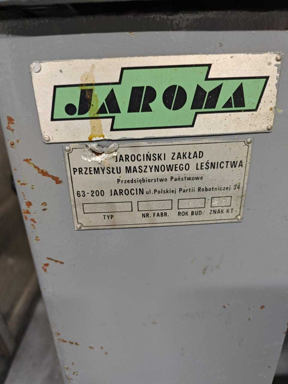 Станок фрезерный вертикальный.с автоподатчиком.(польша)