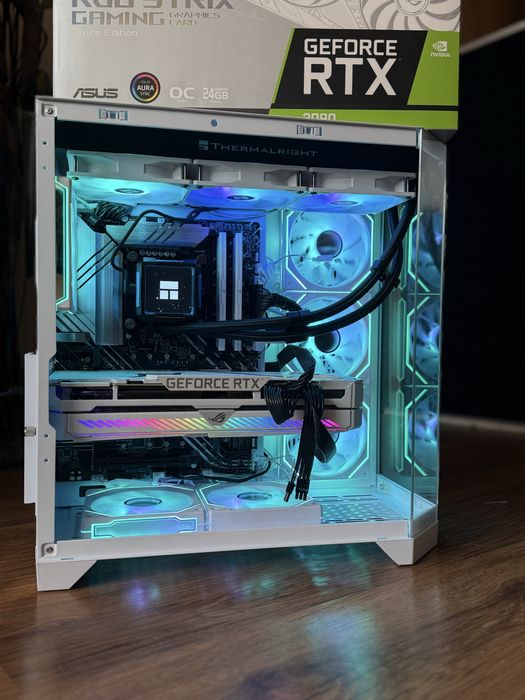 Геймърски компютър/ I9 12900K/Водно/32GB/RTX 3090 24GB/2TB SSD