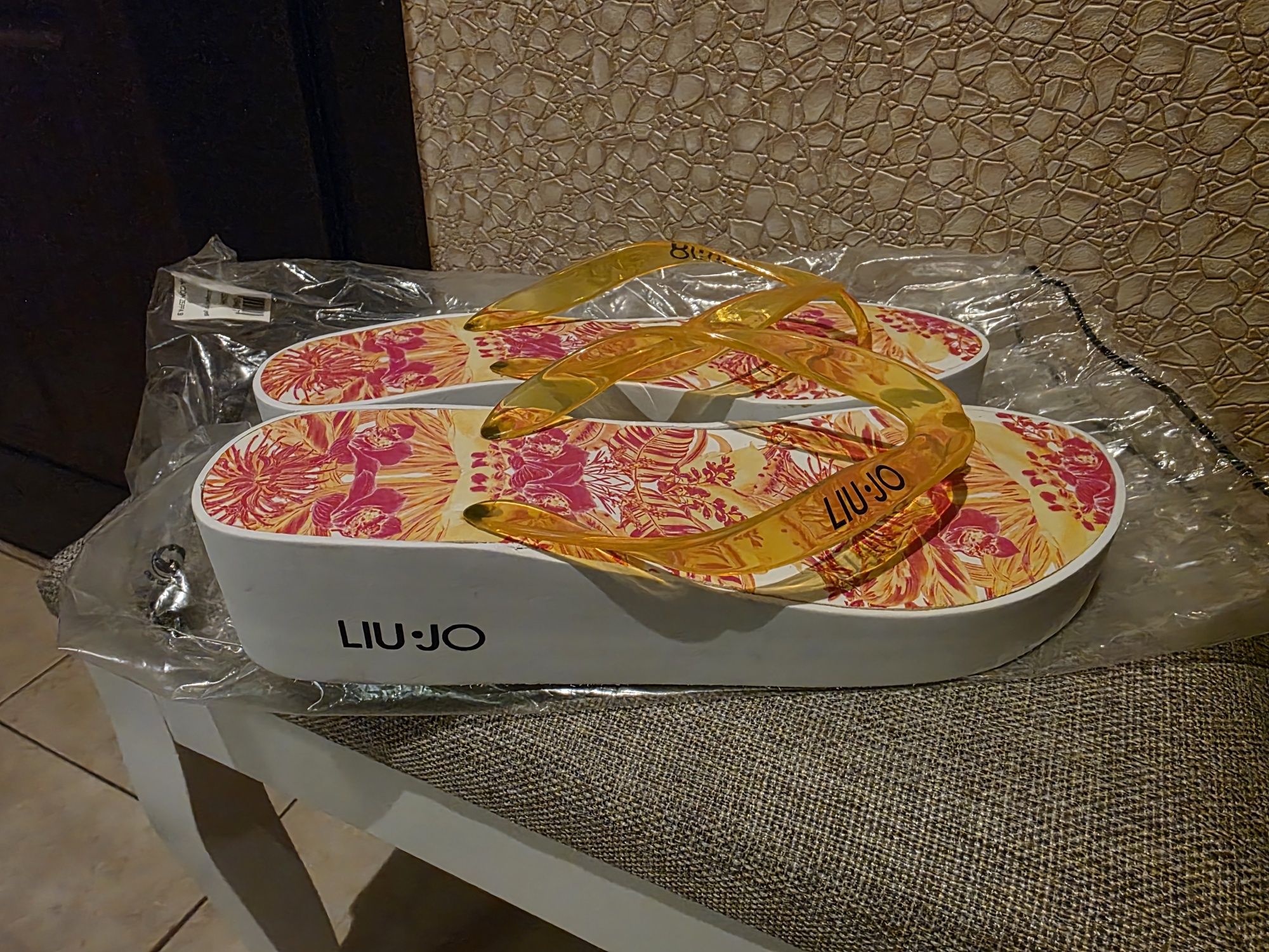 LiuJo летни чехли