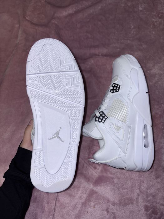 Pantofi 43 Air Jordan 4 alb albi gri argintii argintiu noi nepurtati