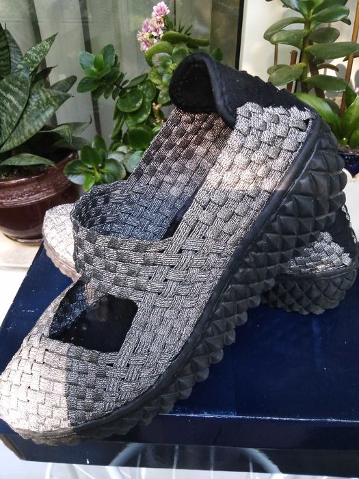 Спортни обувки - нови