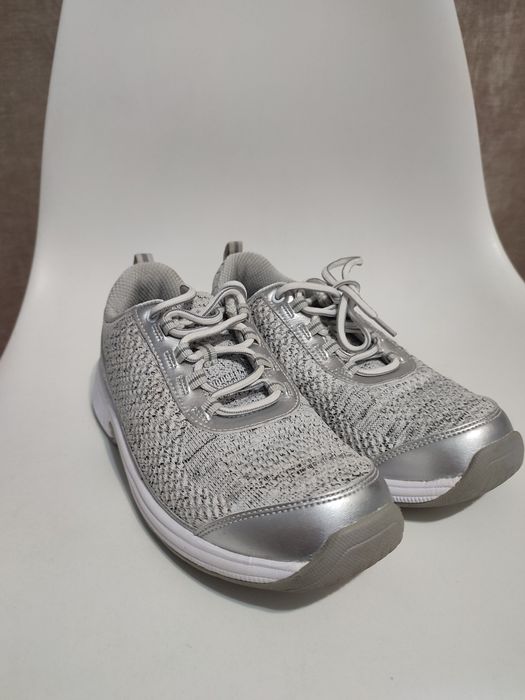 Adidași femei ortopedici