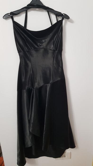 Rochie elegantă satin, stare impecabila,  TRANSPORT GRATUIT