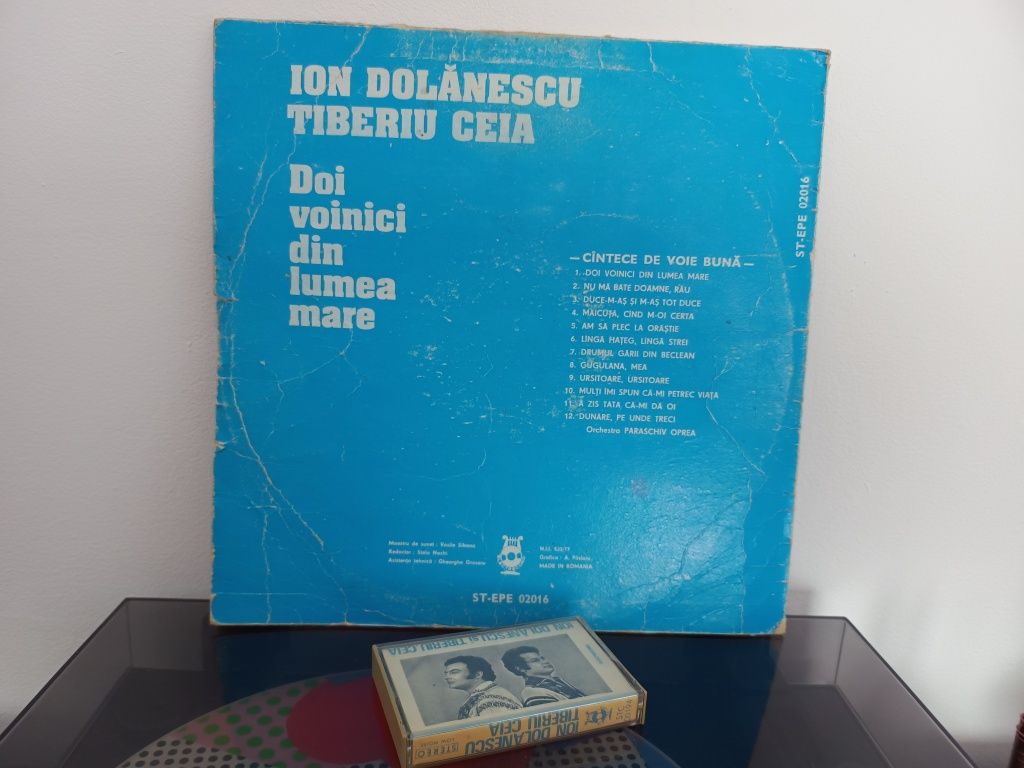 Set disc vinil pick up + caseta audio Ion Dolanescu