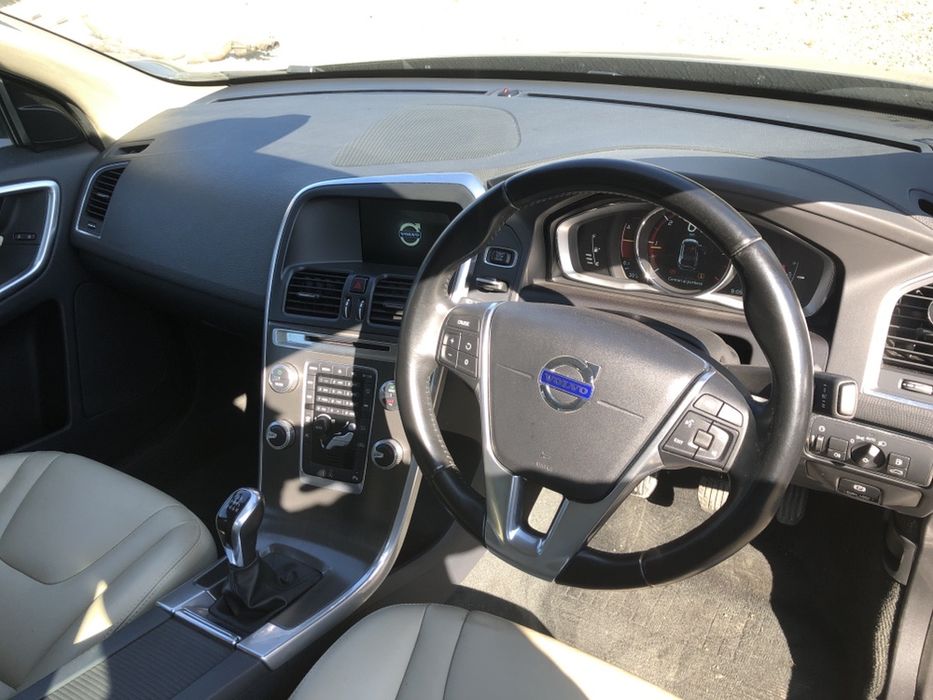 Dezmembrez Volvo xc60 D4 euro 6!!