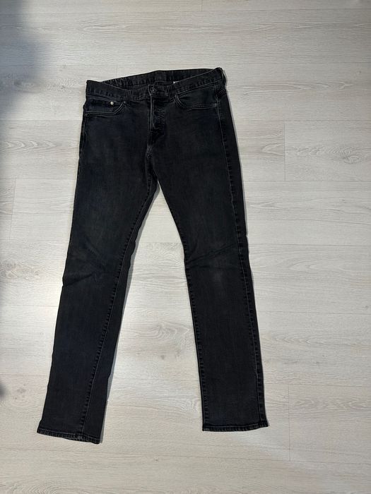 Мъжки дънки на H&M