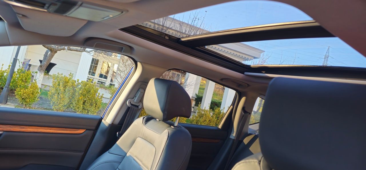Honda CR-V.  2022 1.5 4x4