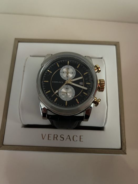 Versace часовник VEV400219 Urban Chrono 44mm 5ATM