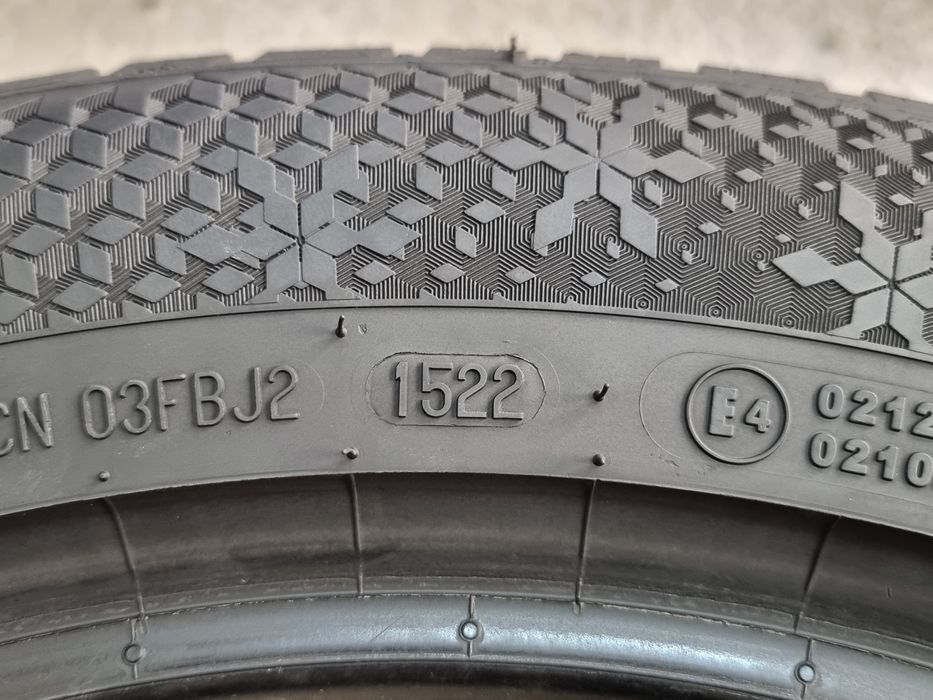 "Dot 22" 225/55/18 Continental 4Броя: 330лв 6мм