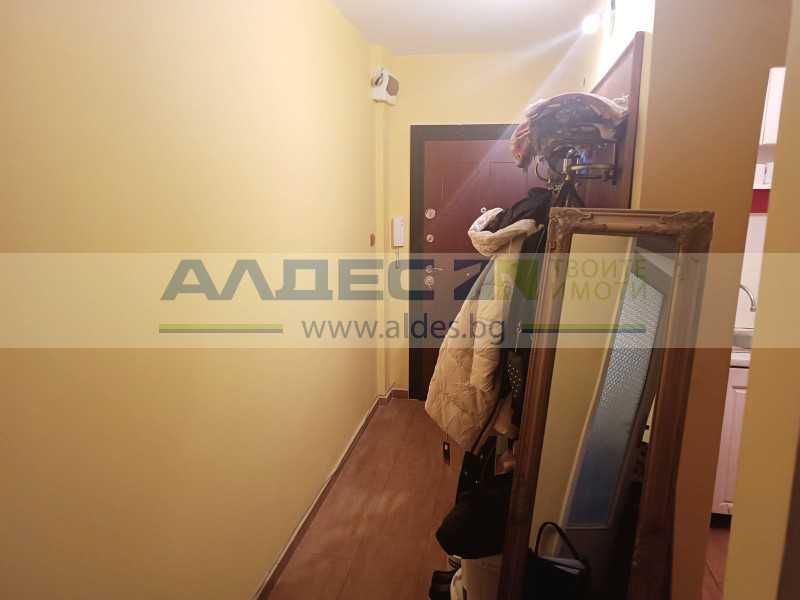 Продава се Двустаен апартамент в София, Център - 65 кв.м за 1769 €/кв.м - Снимка #11