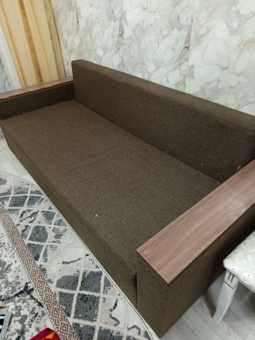 Продам диван тахта