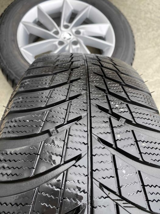 Jante originale Skoda 17 cu anvelope de iarna