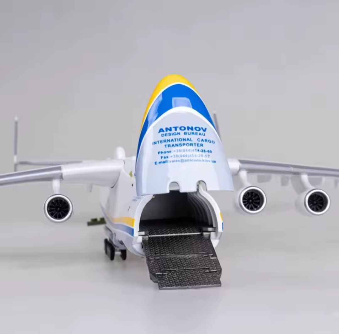 42 CM!!! ULTIMUL EXEMPLAR! Macheta business de avion Antonov 225 Mriya