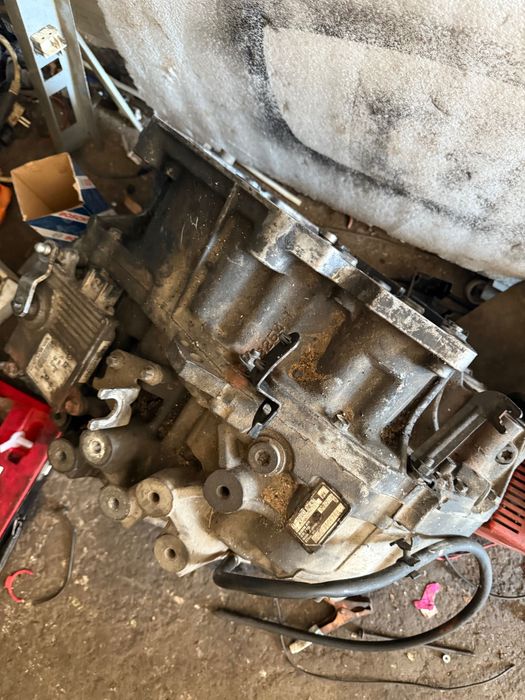 Скоростна кутия опел Зафира б 1,9 cdti