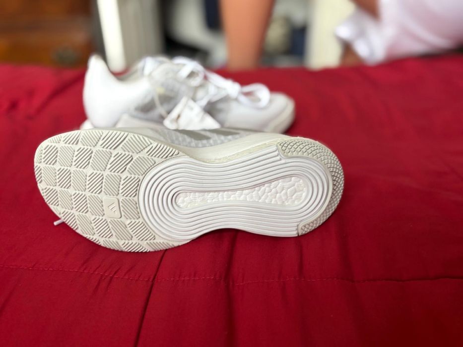 Adidas crazyflight white