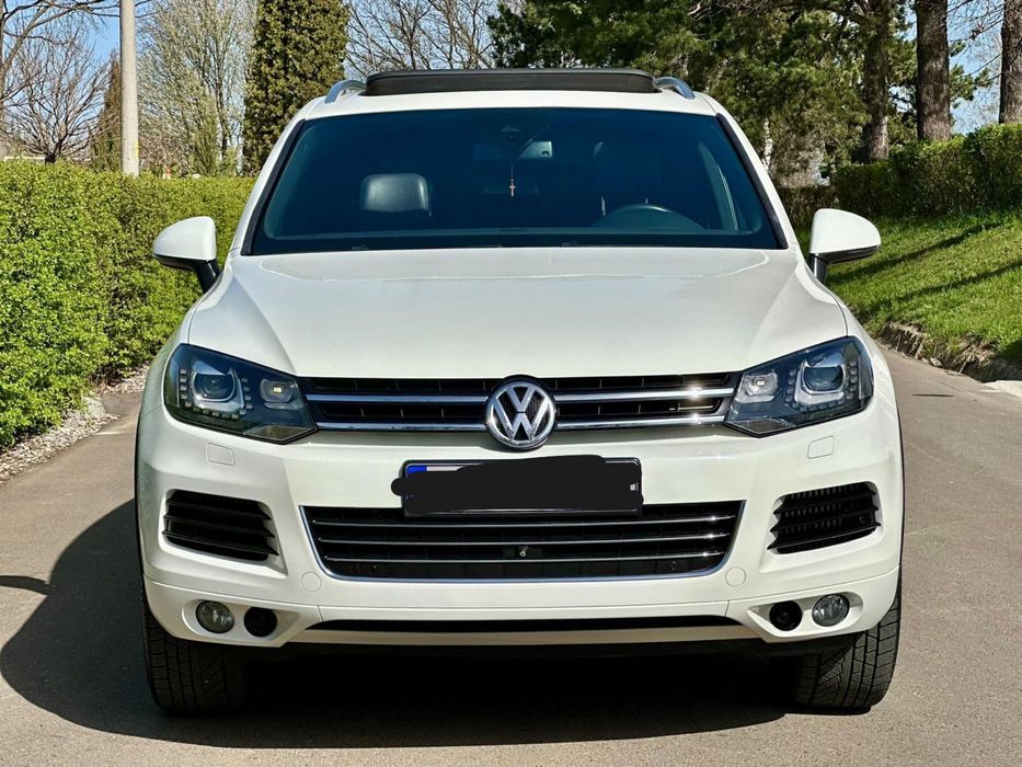 Vand masina impecabila ! Touareg full 2011