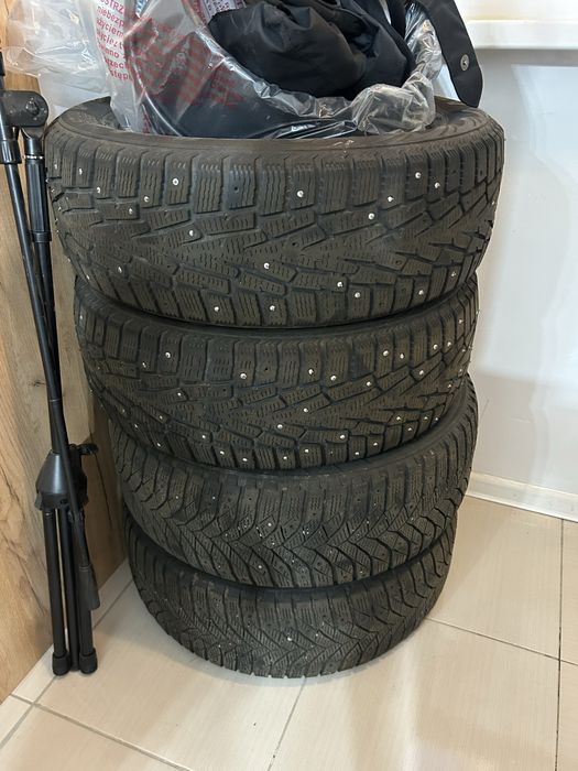 Продам шины зимние