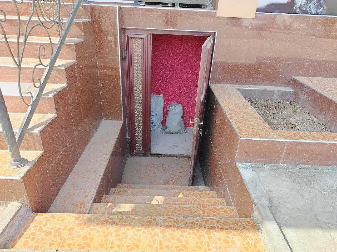 3 Qavatli Gurlan yol ustida (ijaraga)
