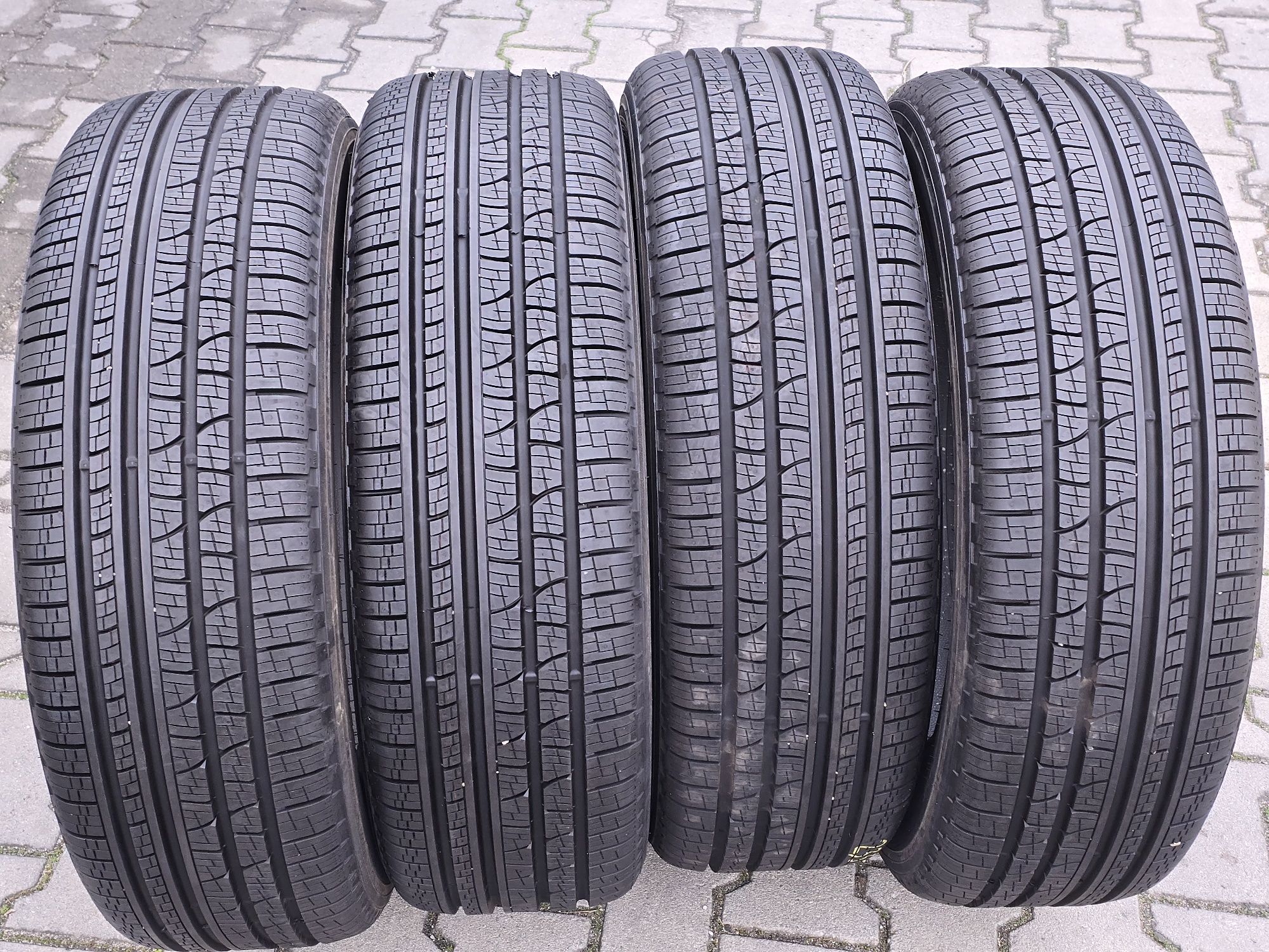 235 65 19 Pirelli