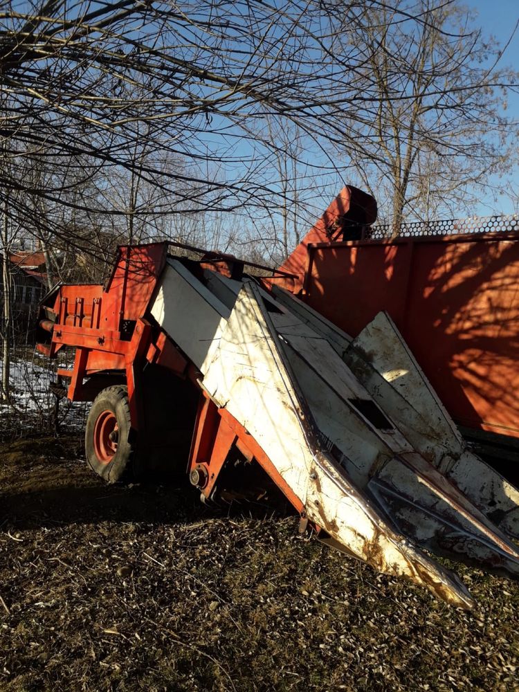 Vand culegatoare de porumb sip tornado 70 in stare de functionare