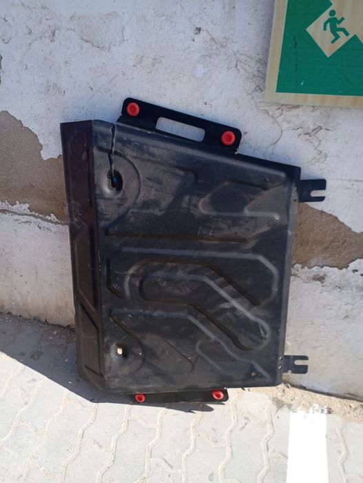 Защита поддона для авто. Рав 4.