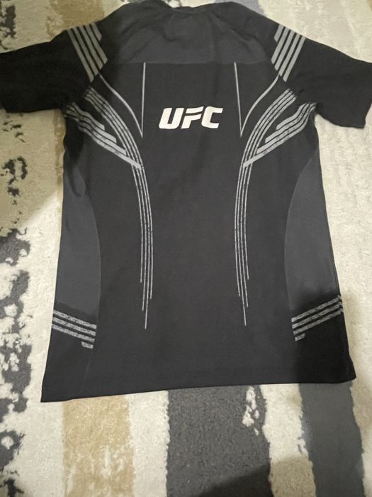 Venum rashguard