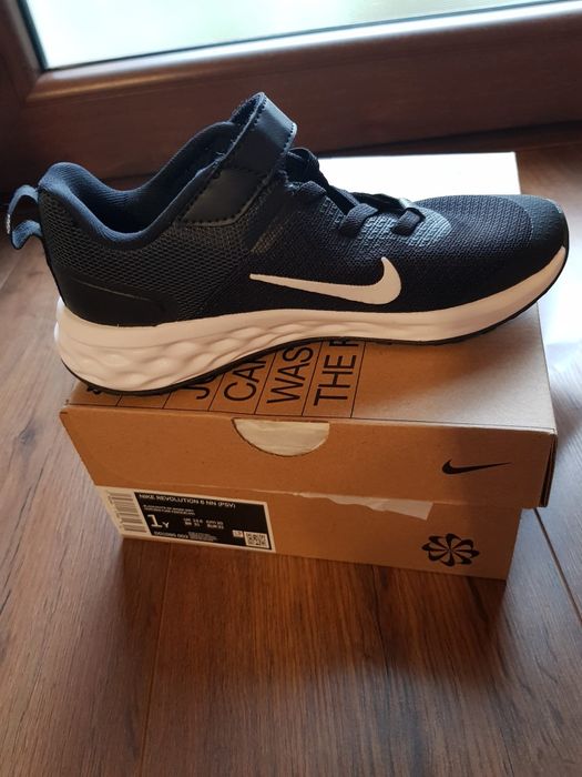 NIKE Revolution 6 DD1095003