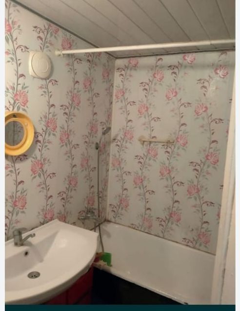 С подселение. Жургенова