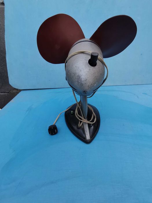 Стар вентилатор - ретро