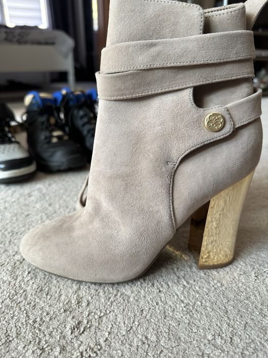 Обувки Guess Модерен цвят