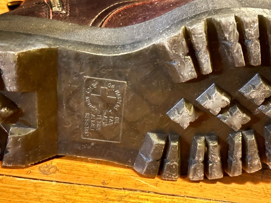 Обувки DR. MARTENS - Jadon Max