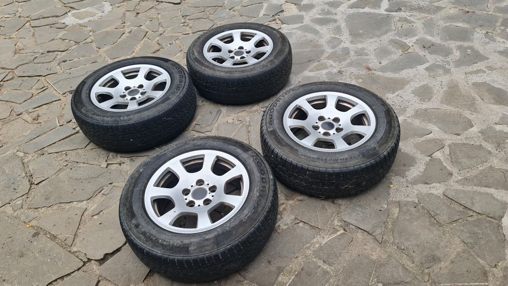 Vand 4 Jante aluminiu cu anvelope 215/65/16 pentru VW T5