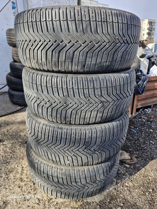 Гуми Мишлен 245 45 17 всесезонни