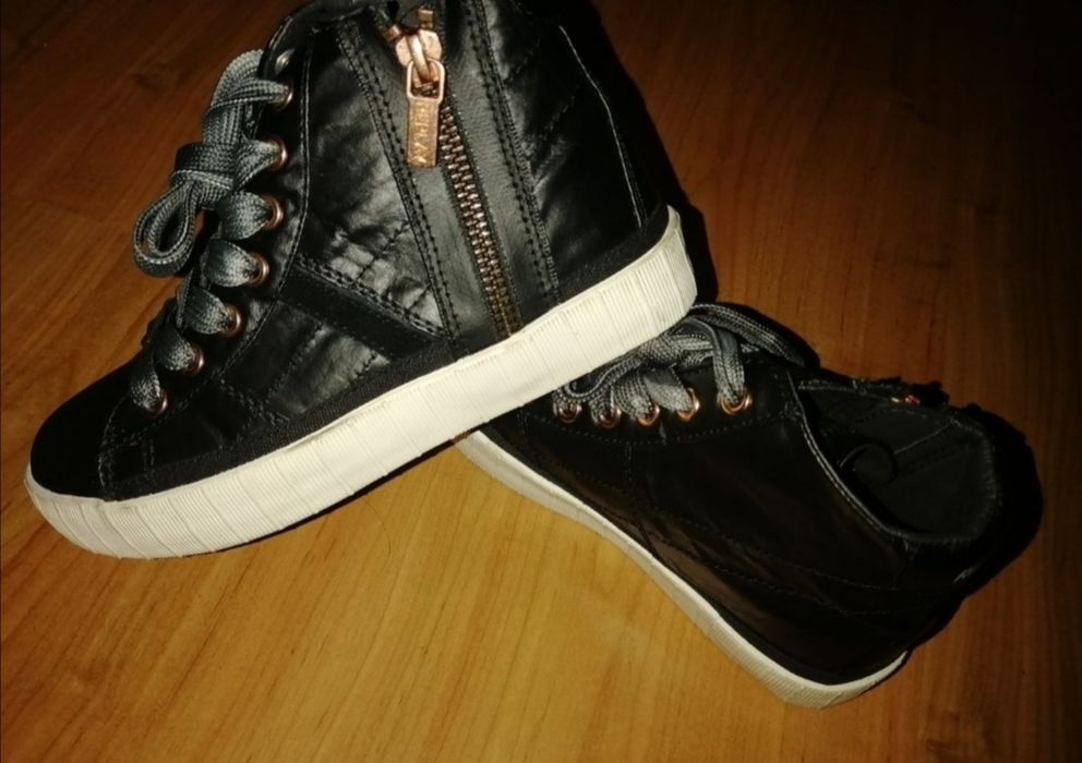 Replay детски боти