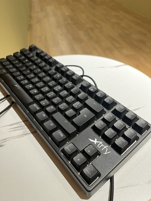 Клавиатура с RGB подсветкой игровая
