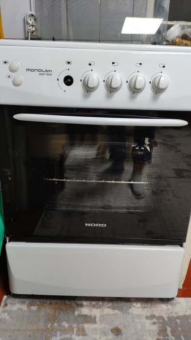 Продам газовую плиту Nord monollith