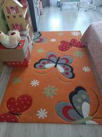 Детски мокетен килим