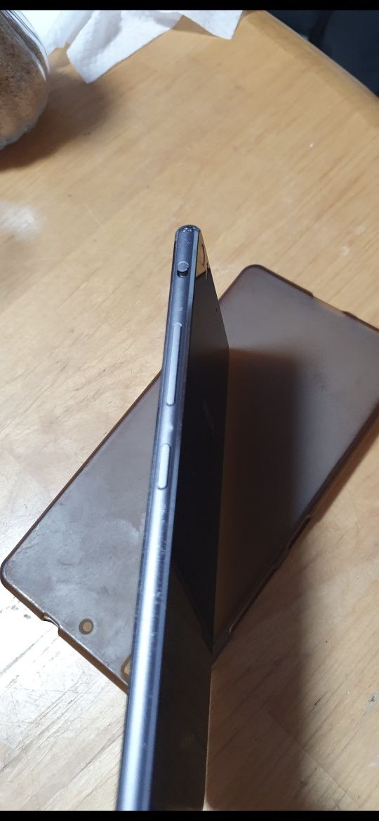 PHILIPS Xenium /Пфилипс