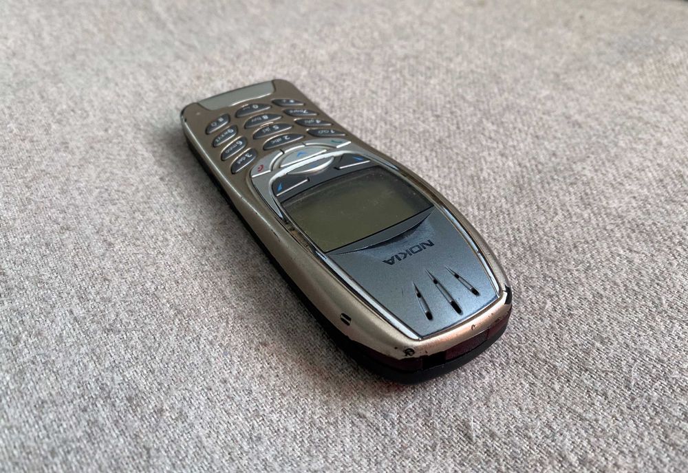 Telefon Nokia 6310i clasic defect fara baterie si incarcator colectie